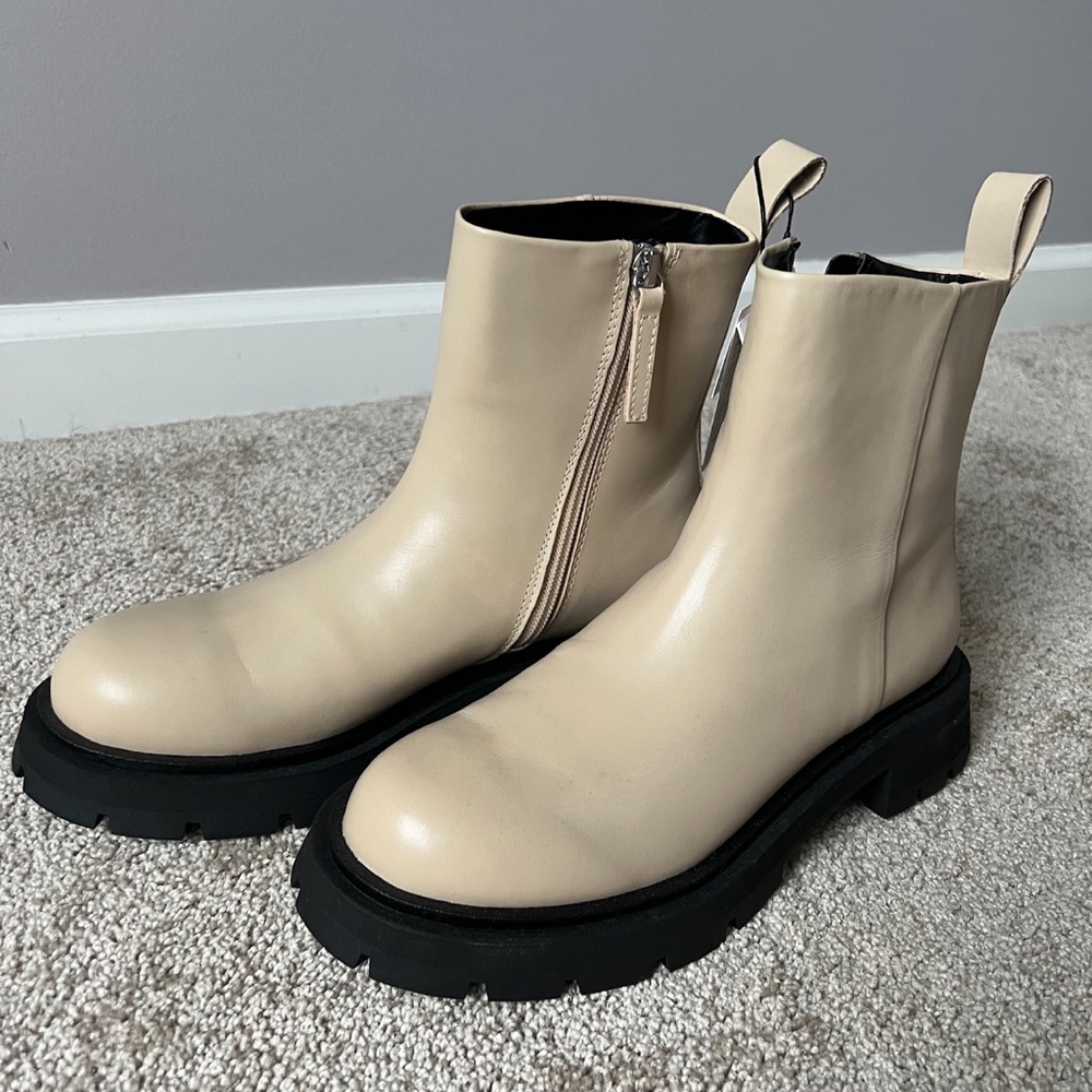 Zara tan boots